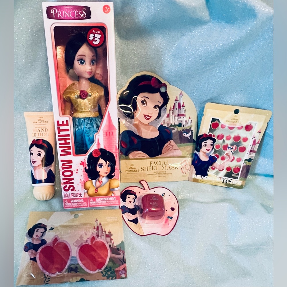 Disney Snow White Princess Gift Set 🍎